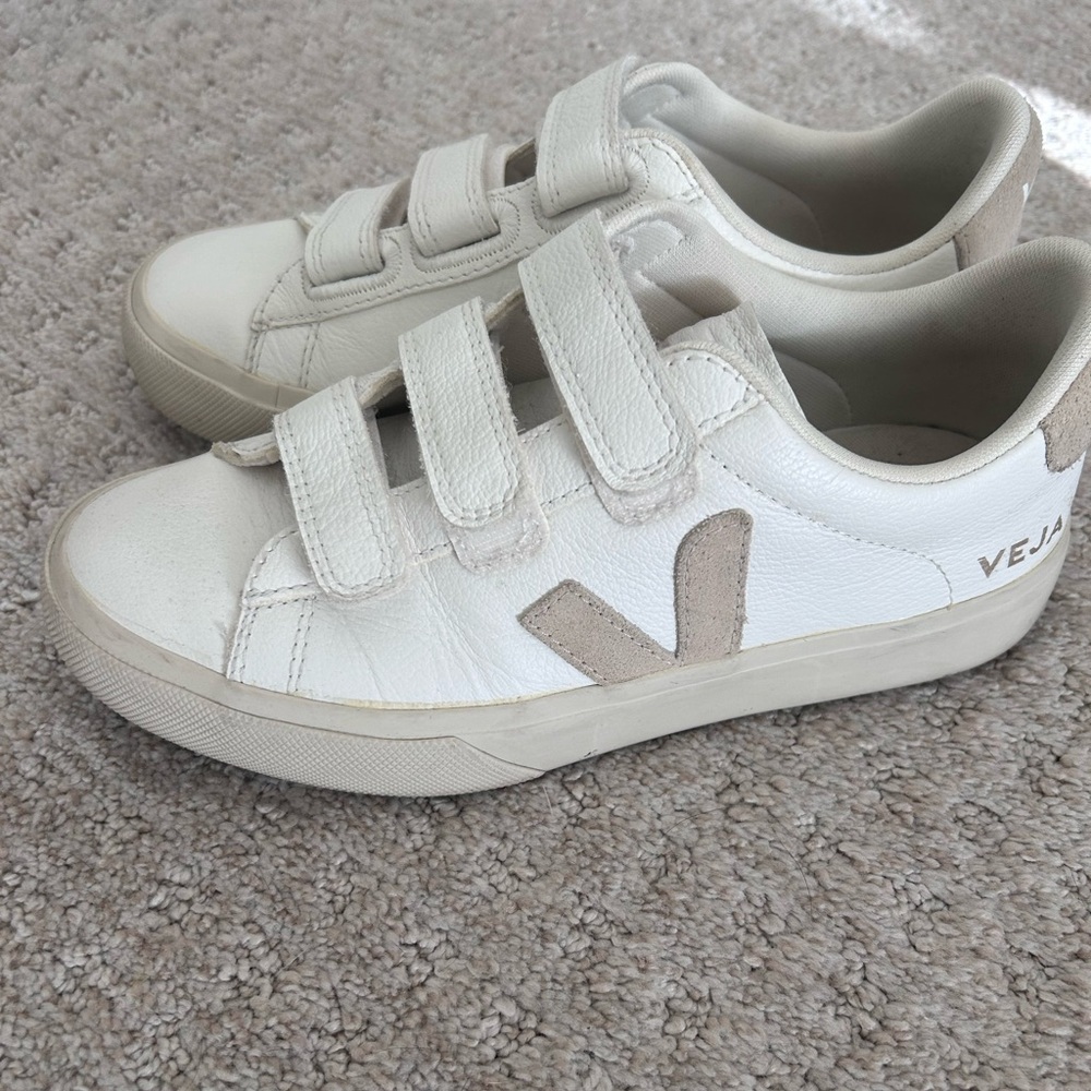Veja Recife Sneaker size 37